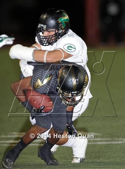 Thumbnail 2 in Poly vs Narbonne  photogallery.
