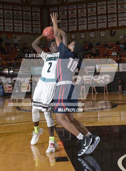 Thumbnail 3 in Sheldon vs. Modesto Christian (CIF SJS D1 Final) photogallery.
