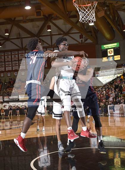 Thumbnail 2 in Sheldon vs. Modesto Christian (CIF SJS D1 Final) photogallery.