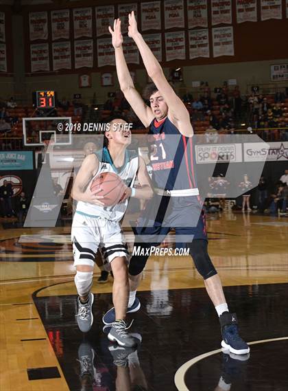 Thumbnail 3 in Sheldon vs. Modesto Christian (CIF SJS D1 Final) photogallery.