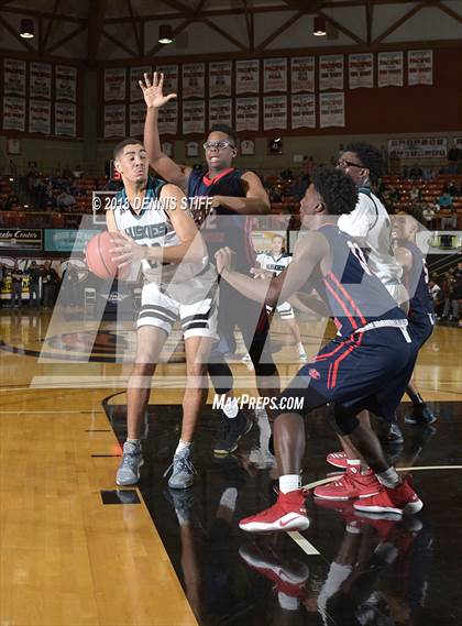 Thumbnail 3 in Sheldon vs. Modesto Christian (CIF SJS D1 Final) photogallery.