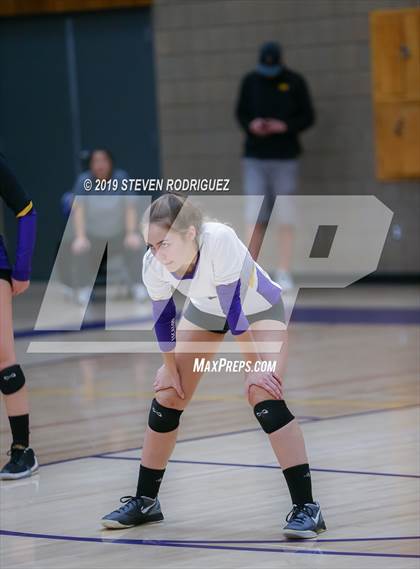 Thumbnail 3 in Escalon vs. Lincoln (CIF D4 Norcal Regional Playoff) photogallery.