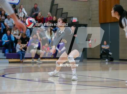 Thumbnail 1 in Escalon vs. Lincoln (CIF D4 Norcal Regional Playoff) photogallery.