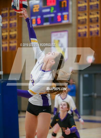 Thumbnail 2 in Escalon vs. Lincoln (CIF D4 Norcal Regional Playoff) photogallery.