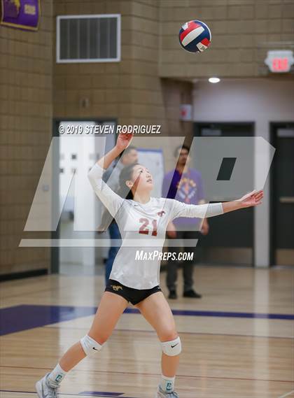 Thumbnail 2 in Escalon vs. Lincoln (CIF D4 Norcal Regional Playoff) photogallery.
