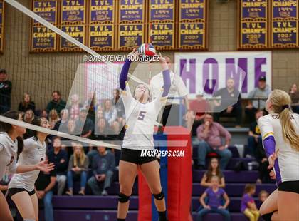 Thumbnail 2 in Escalon vs. Lincoln (CIF D4 Norcal Regional Playoff) photogallery.