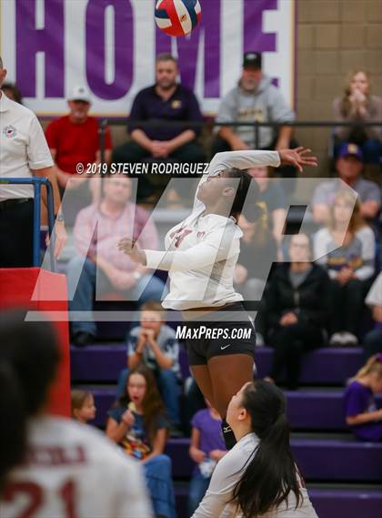 Thumbnail 2 in Escalon vs. Lincoln (CIF D4 Norcal Regional Playoff) photogallery.