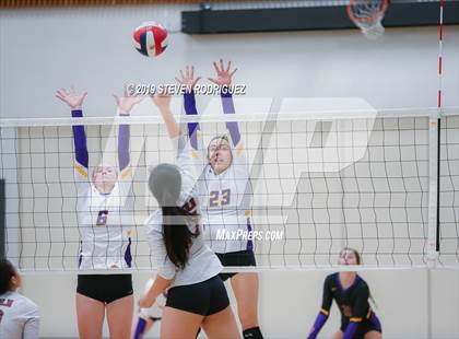 Thumbnail 3 in Escalon vs. Lincoln (CIF D4 Norcal Regional Playoff) photogallery.