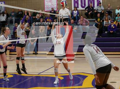 Thumbnail 1 in Escalon vs. Lincoln (CIF D4 Norcal Regional Playoff) photogallery.