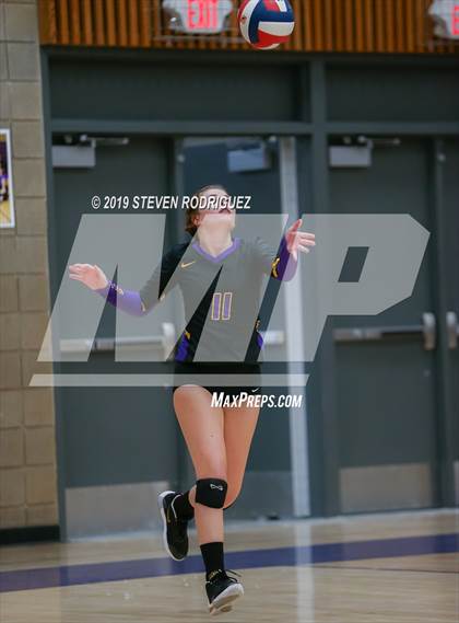 Thumbnail 1 in Escalon vs. Lincoln (CIF D4 Norcal Regional Playoff) photogallery.