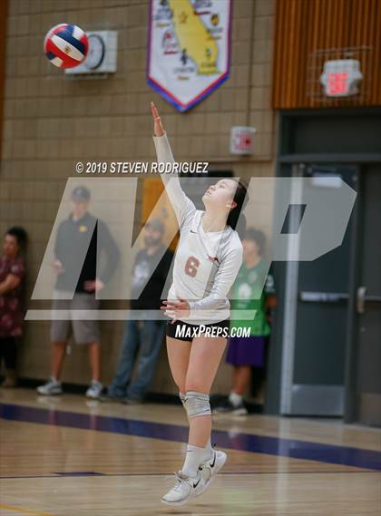 Thumbnail 2 in Escalon vs. Lincoln (CIF D4 Norcal Regional Playoff) photogallery.