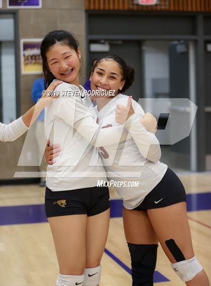 Thumbnail 3 in Escalon vs. Lincoln (CIF D4 Norcal Regional Playoff) photogallery.