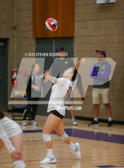 Thumbnail 2 in Escalon vs. Lincoln (CIF D4 Norcal Regional Playoff) photogallery.