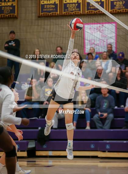 Thumbnail 2 in Escalon vs. Lincoln (CIF D4 Norcal Regional Playoff) photogallery.