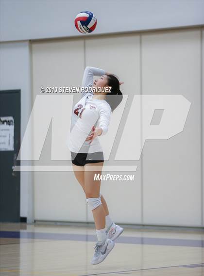 Thumbnail 2 in Escalon vs. Lincoln (CIF D4 Norcal Regional Playoff) photogallery.