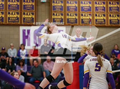 Thumbnail 2 in Escalon vs. Lincoln (CIF D4 Norcal Regional Playoff) photogallery.