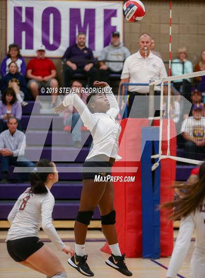 Thumbnail 3 in Escalon vs. Lincoln (CIF D4 Norcal Regional Playoff) photogallery.