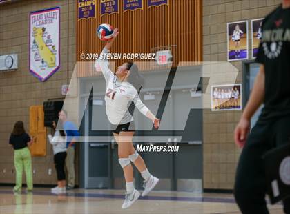 Thumbnail 2 in Escalon vs. Lincoln (CIF D4 Norcal Regional Playoff) photogallery.