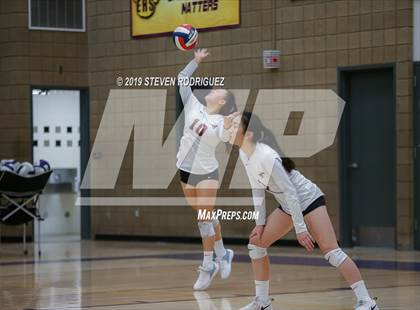 Thumbnail 2 in Escalon vs. Lincoln (CIF D4 Norcal Regional Playoff) photogallery.