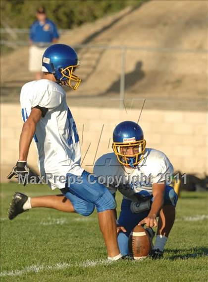 Thumbnail 1 in Exeter @ Tehachapi photogallery.