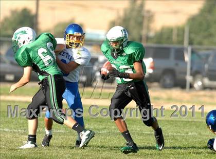Thumbnail 2 in Exeter @ Tehachapi photogallery.