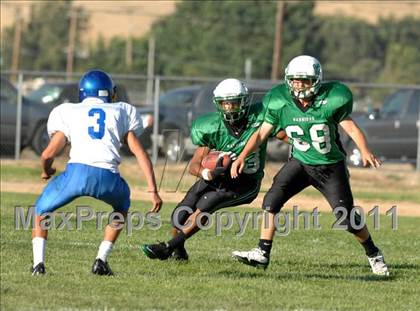 Thumbnail 3 in Exeter @ Tehachapi photogallery.