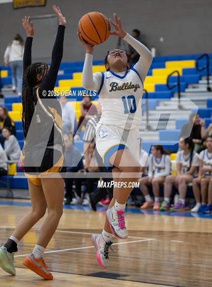Thumbnail 1 in Highland Prep @ Kingman photogallery.