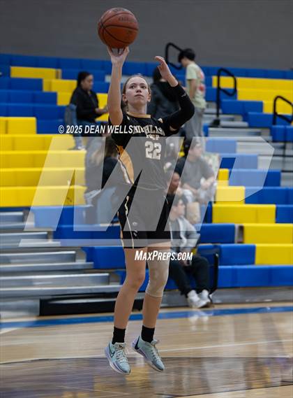 Thumbnail 1 in Highland Prep @ Kingman photogallery.