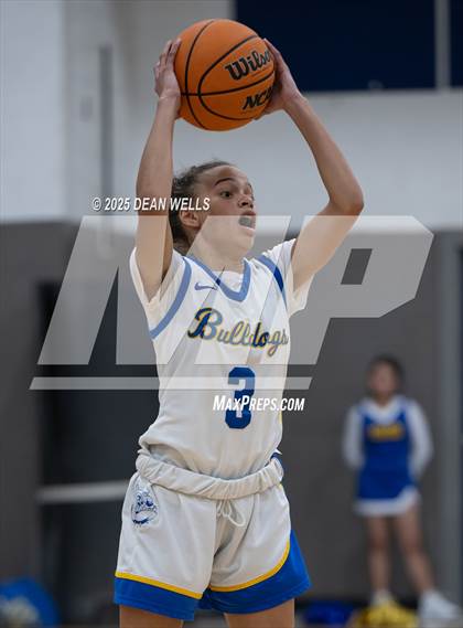 Thumbnail 2 in Highland Prep @ Kingman photogallery.