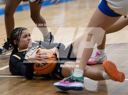 Thumbnail 1 in Highland Prep @ Kingman photogallery.