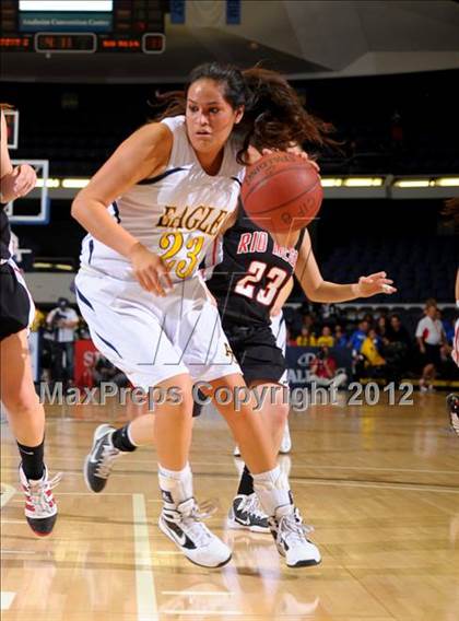Thumbnail 3 in Rio Mesa vs. Arroyo Grande (CIF SS D3AAA Final) photogallery.