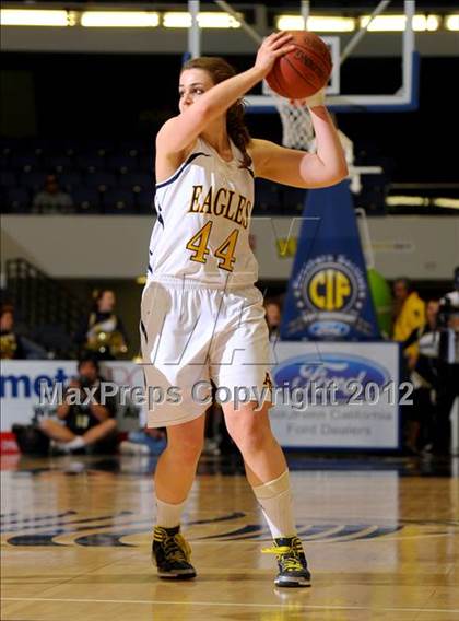 Thumbnail 3 in Rio Mesa vs. Arroyo Grande (CIF SS D3AAA Final) photogallery.