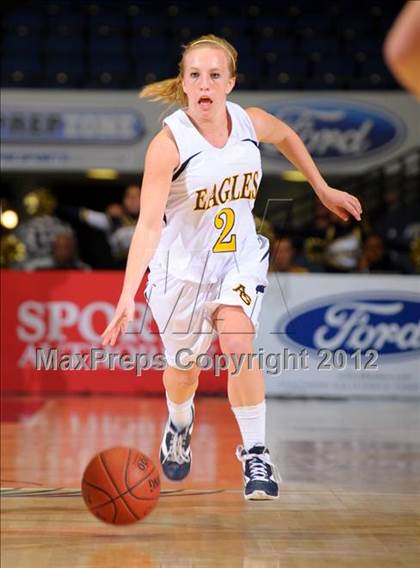 Thumbnail 2 in Rio Mesa vs. Arroyo Grande (CIF SS D3AAA Final) photogallery.