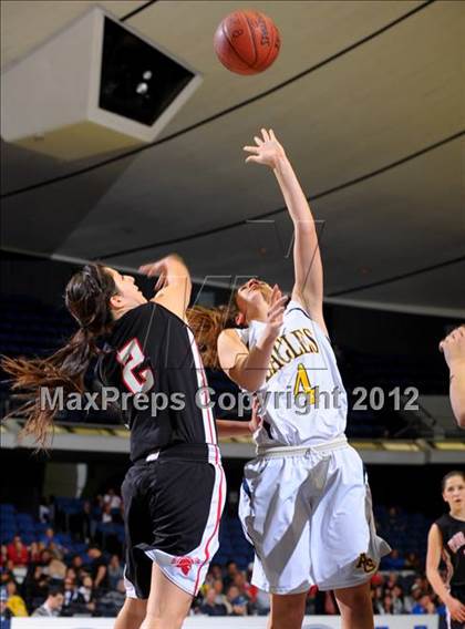 Thumbnail 1 in Rio Mesa vs. Arroyo Grande (CIF SS D3AAA Final) photogallery.