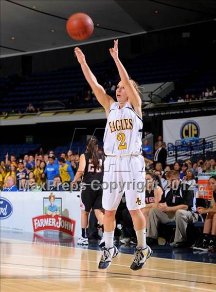 Thumbnail 1 in Rio Mesa vs. Arroyo Grande (CIF SS D3AAA Final) photogallery.