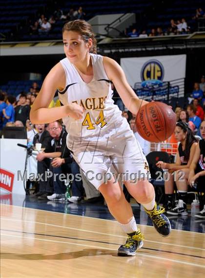 Thumbnail 2 in Rio Mesa vs. Arroyo Grande (CIF SS D3AAA Final) photogallery.