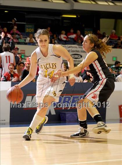 Thumbnail 1 in Rio Mesa vs. Arroyo Grande (CIF SS D3AAA Final) photogallery.