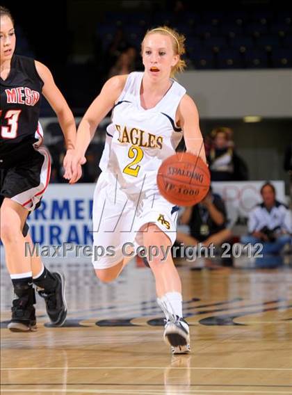 Thumbnail 2 in Rio Mesa vs. Arroyo Grande (CIF SS D3AAA Final) photogallery.