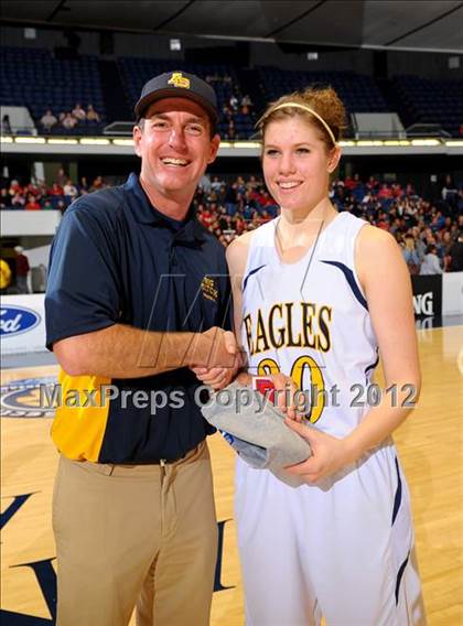 Thumbnail 3 in Rio Mesa vs. Arroyo Grande (CIF SS D3AAA Final) photogallery.