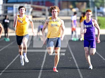 Thumbnail 2 in Muncie Central Duals (100 Meter) photogallery.