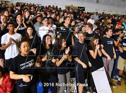 Thumbnail 2 in Chino Hills vs. Bishop Montgomery (Fairfax State Preview) photogallery.