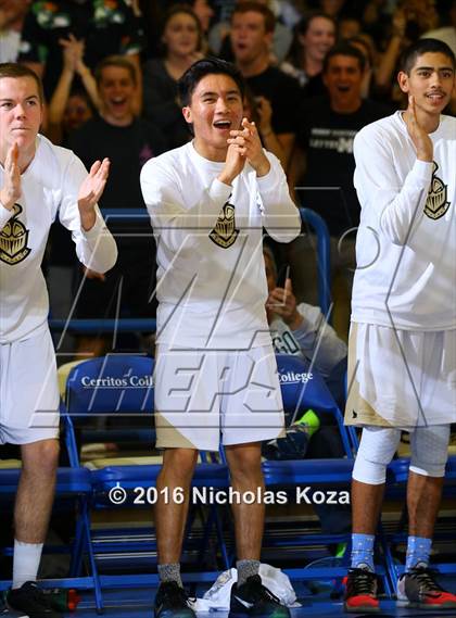 Thumbnail 2 in Chino Hills vs. Bishop Montgomery (Fairfax State Preview) photogallery.