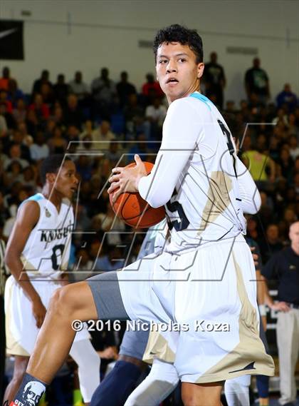 Thumbnail 3 in Chino Hills vs. Bishop Montgomery (Fairfax State Preview) photogallery.