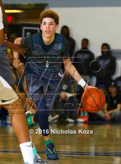 Thumbnail 3 in Chino Hills vs. Bishop Montgomery (Fairfax State Preview) photogallery.