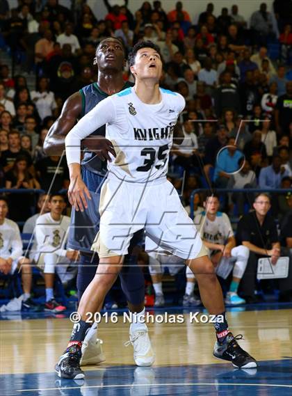 Thumbnail 2 in Chino Hills vs. Bishop Montgomery (Fairfax State Preview) photogallery.