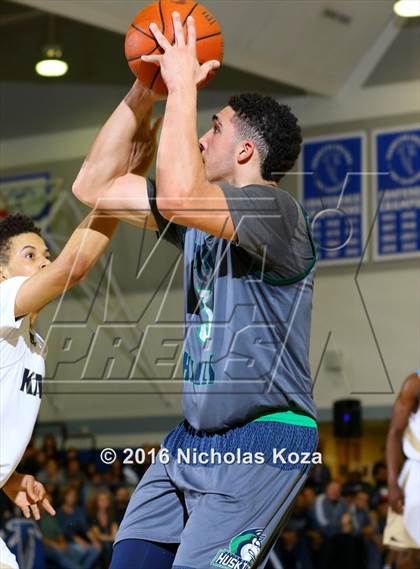 Thumbnail 1 in Chino Hills vs. Bishop Montgomery (Fairfax State Preview) photogallery.