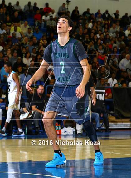 Thumbnail 3 in Chino Hills vs. Bishop Montgomery (Fairfax State Preview) photogallery.