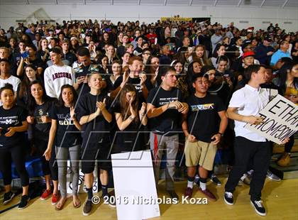 Thumbnail 3 in Chino Hills vs. Bishop Montgomery (Fairfax State Preview) photogallery.