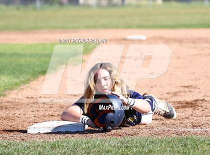 Thumbnail 3 in Oak Ridge v. Elk Grove (Oak Ridge Invitational) photogallery.