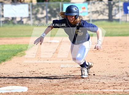 Thumbnail 1 in Oak Ridge v. Elk Grove (Oak Ridge Invitational) photogallery.